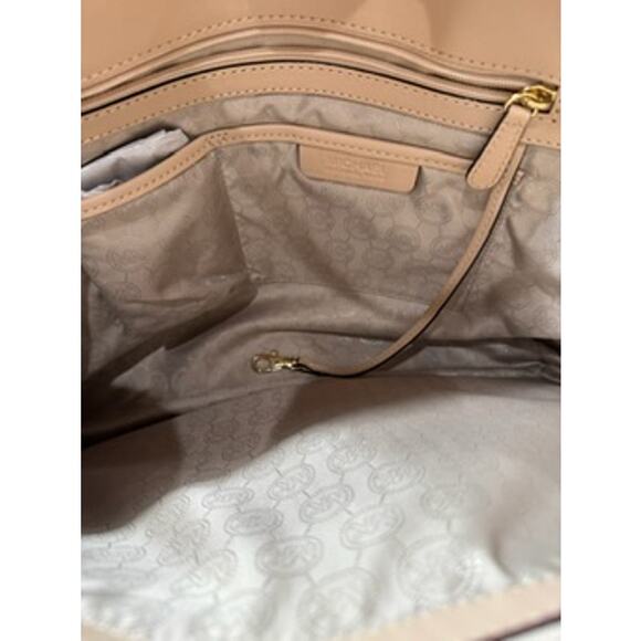 RETAIL $390 Michael Michael Kors Jet‎ Set Travel Medium Multifunction Tote*BNWT - Picture 11 of 16